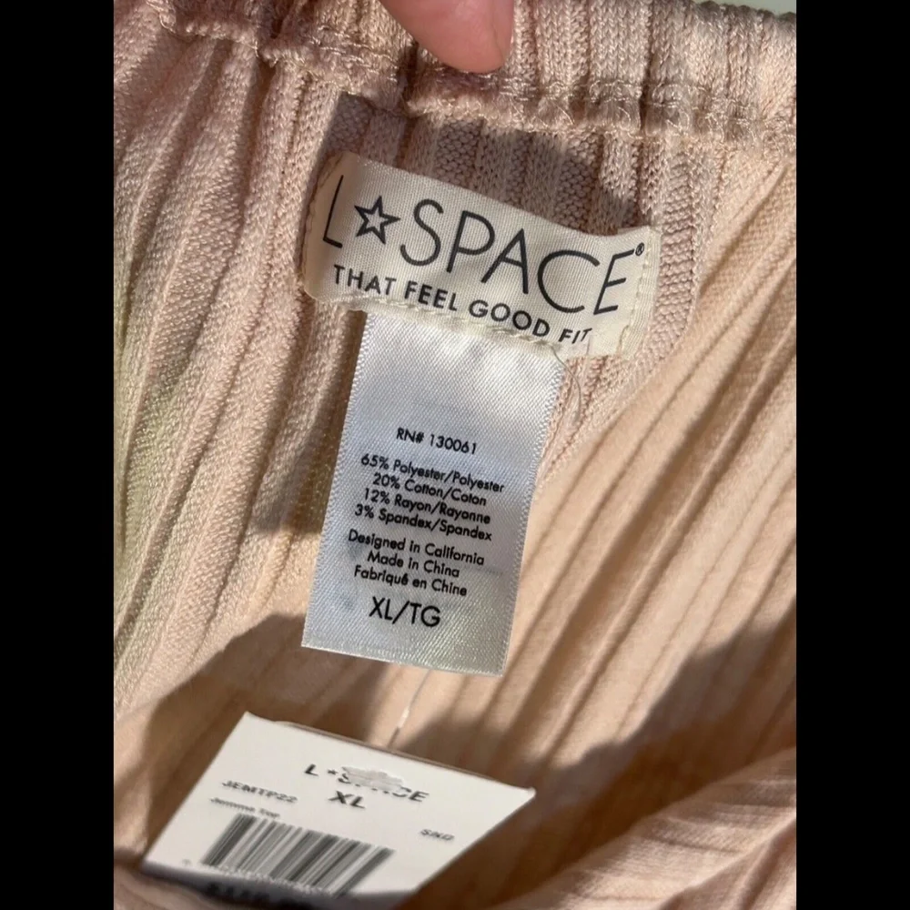 L*Space Jemma Top Twist Front Ribbed Crop Top Sand Size XL - NWT